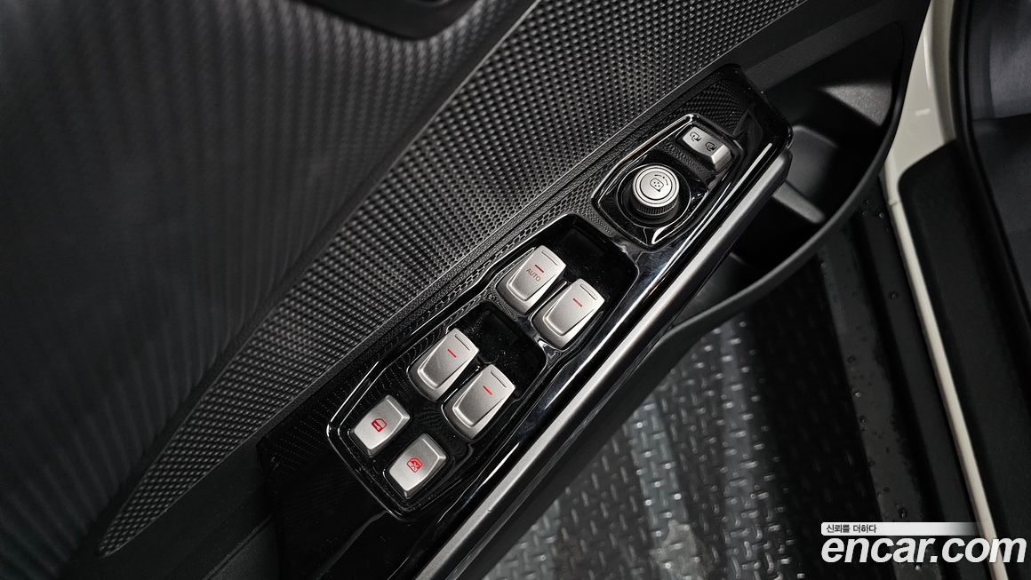 KG_Mobility_Ssangyong TIBOLI 2017