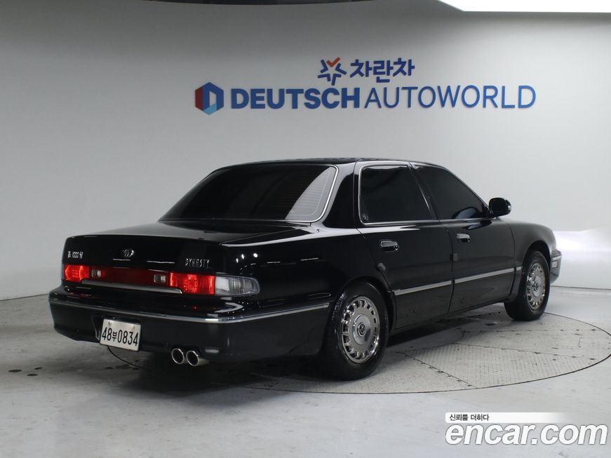 Hyundai Dynasty 2002