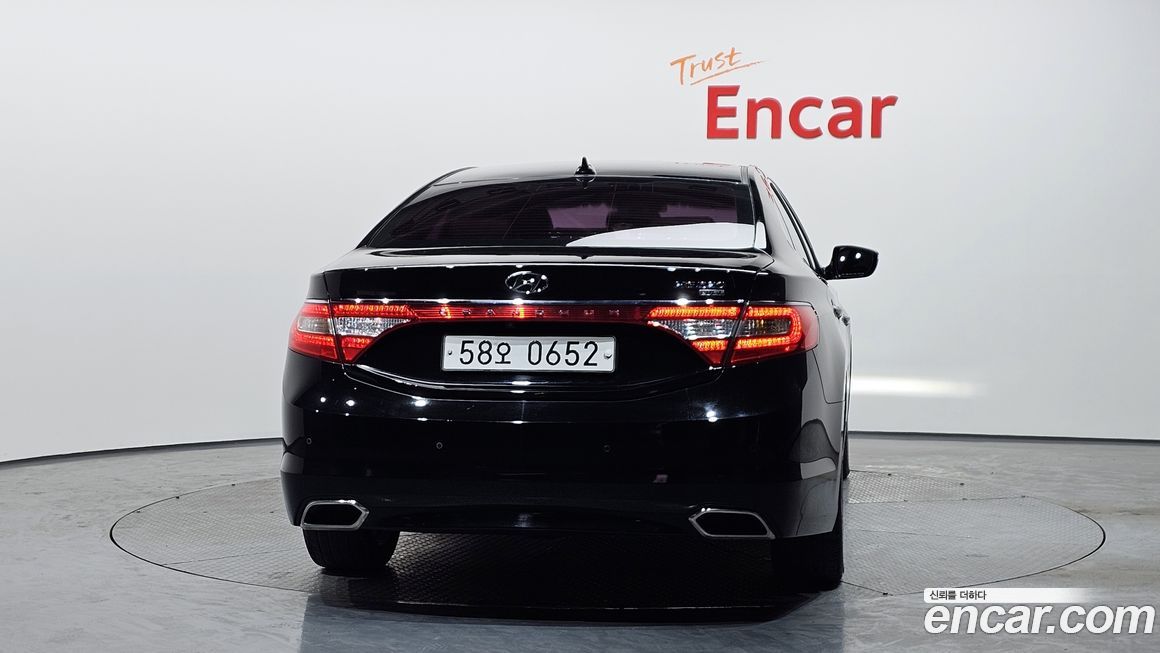 Hyundai Grandeur 2016