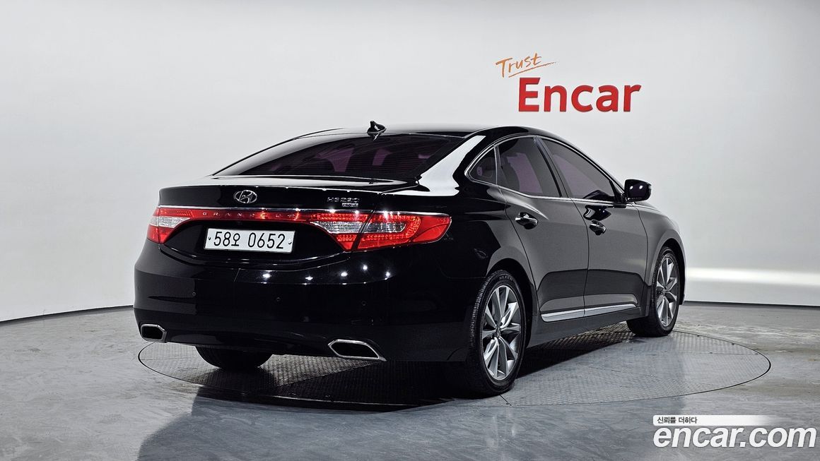 Hyundai Grandeur 2016