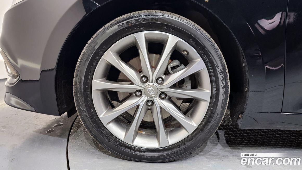 Hyundai Grandeur 2016