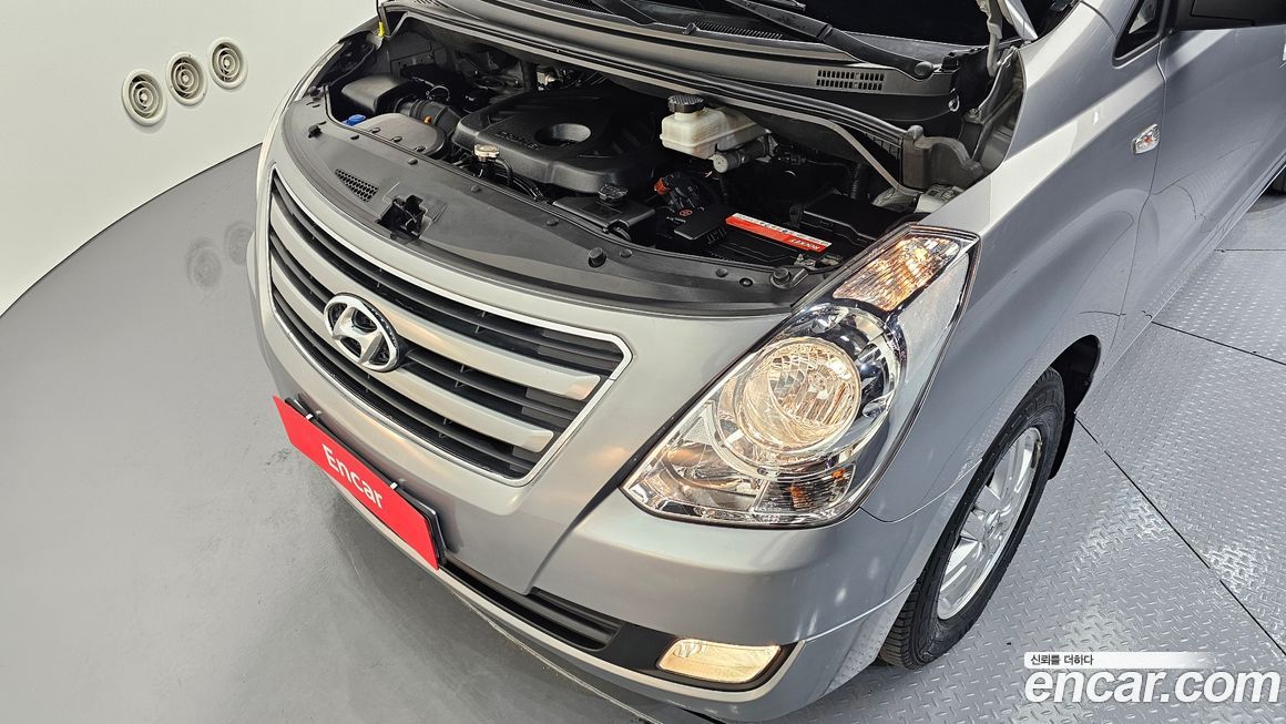 Hyundai Starex 2018