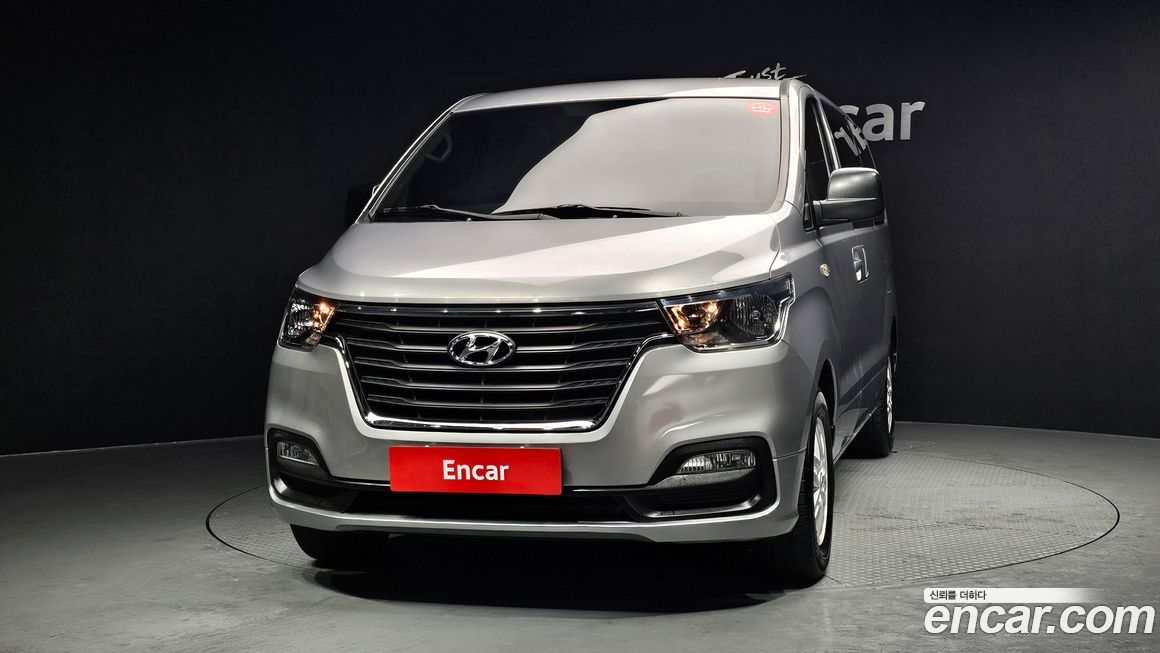 Hyundai Starex 2018
