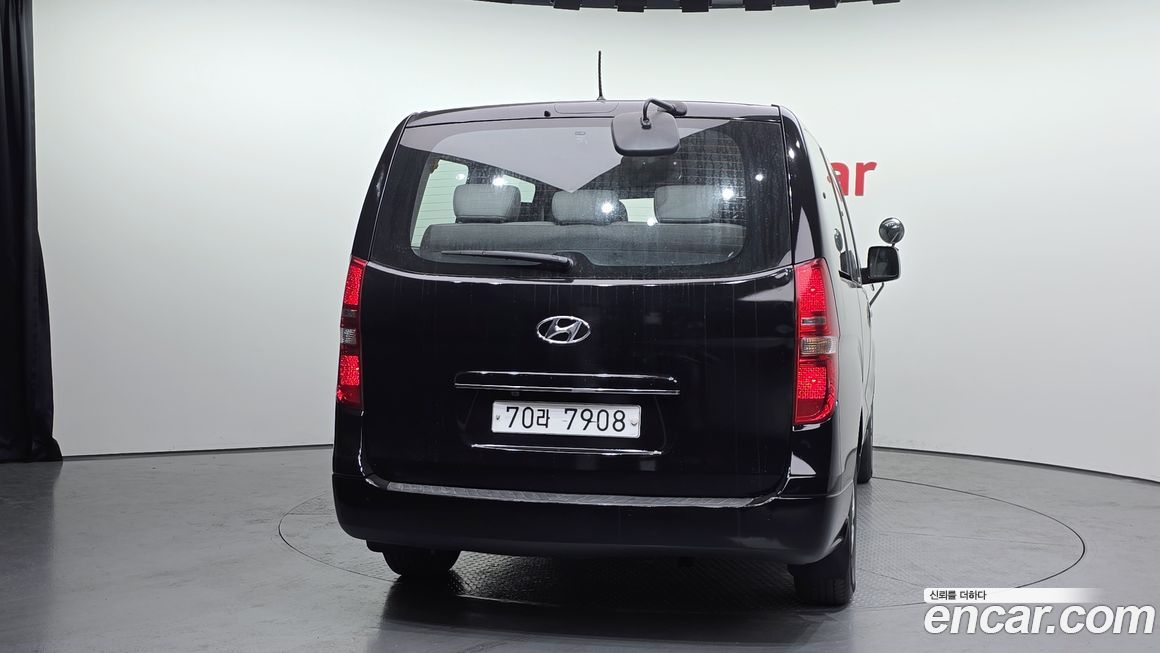 Hyundai Starex 2016
