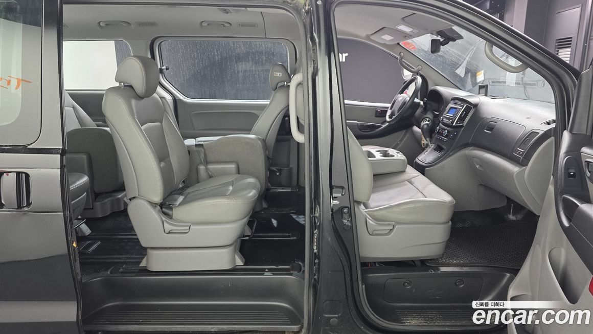 Hyundai Starex 2016