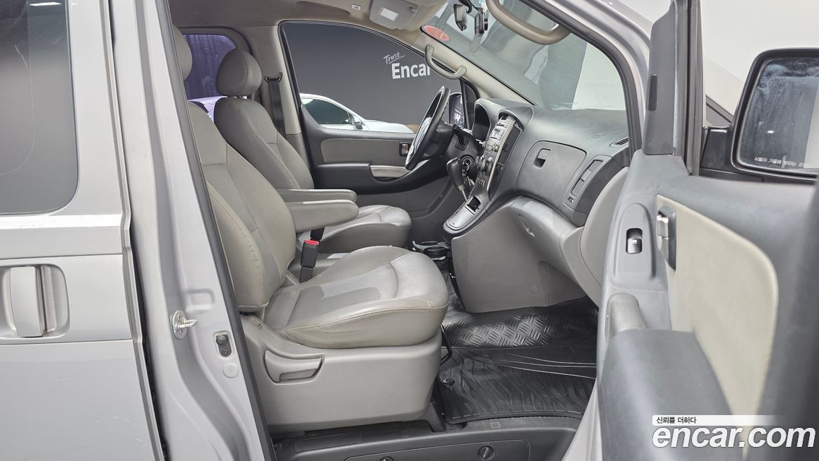 Hyundai Starex 2013