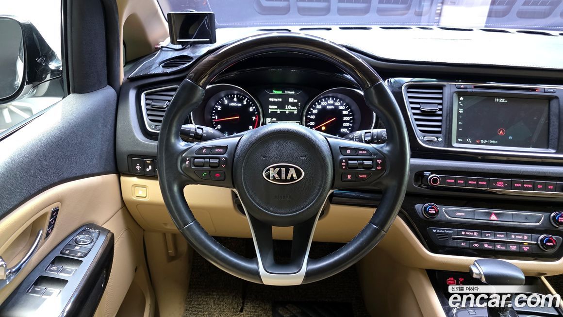 Kia Canival 2017