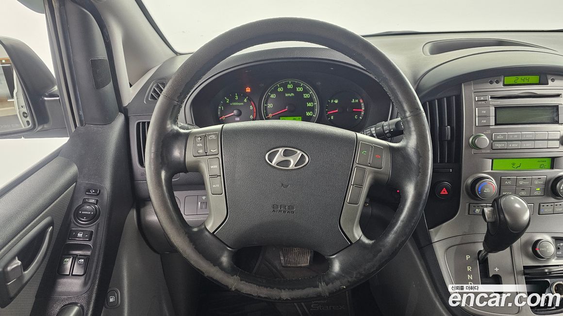 Hyundai Starex 2016