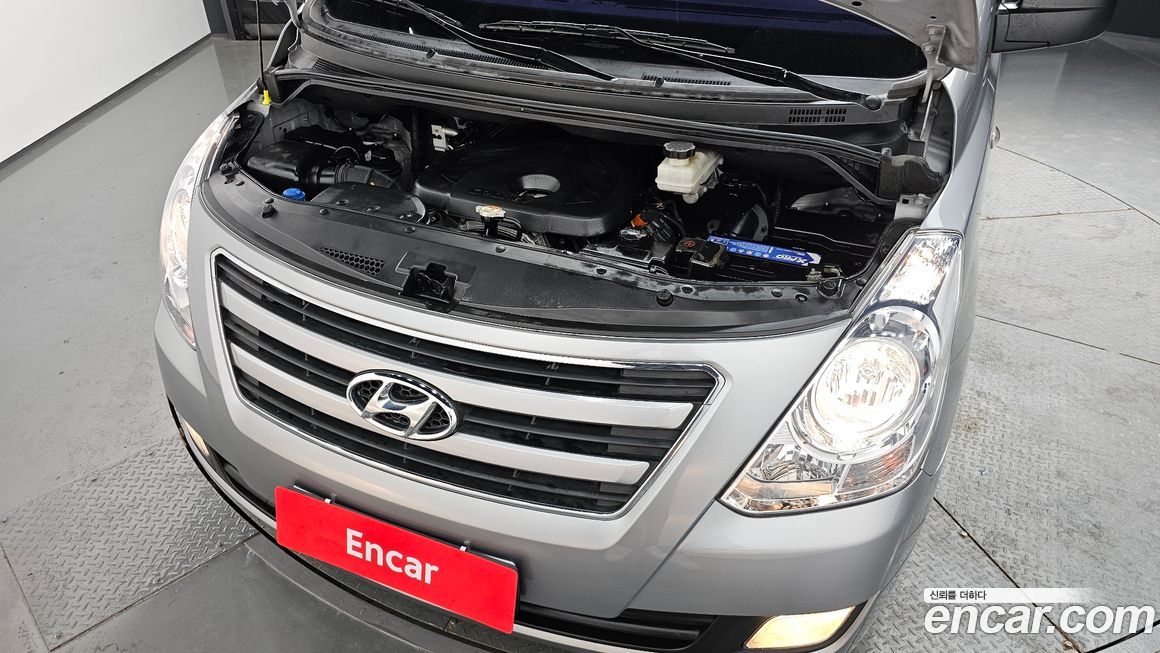 Hyundai Starex 2018