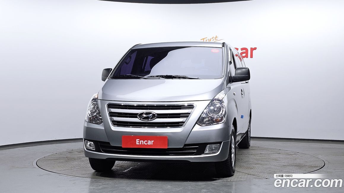 Hyundai Starex 2018