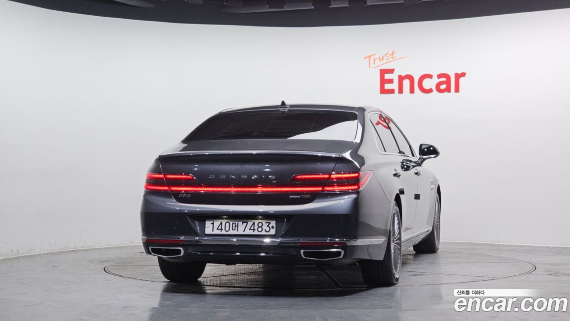 Genesis G90 2020