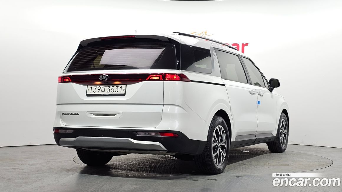 Kia Canival 2021