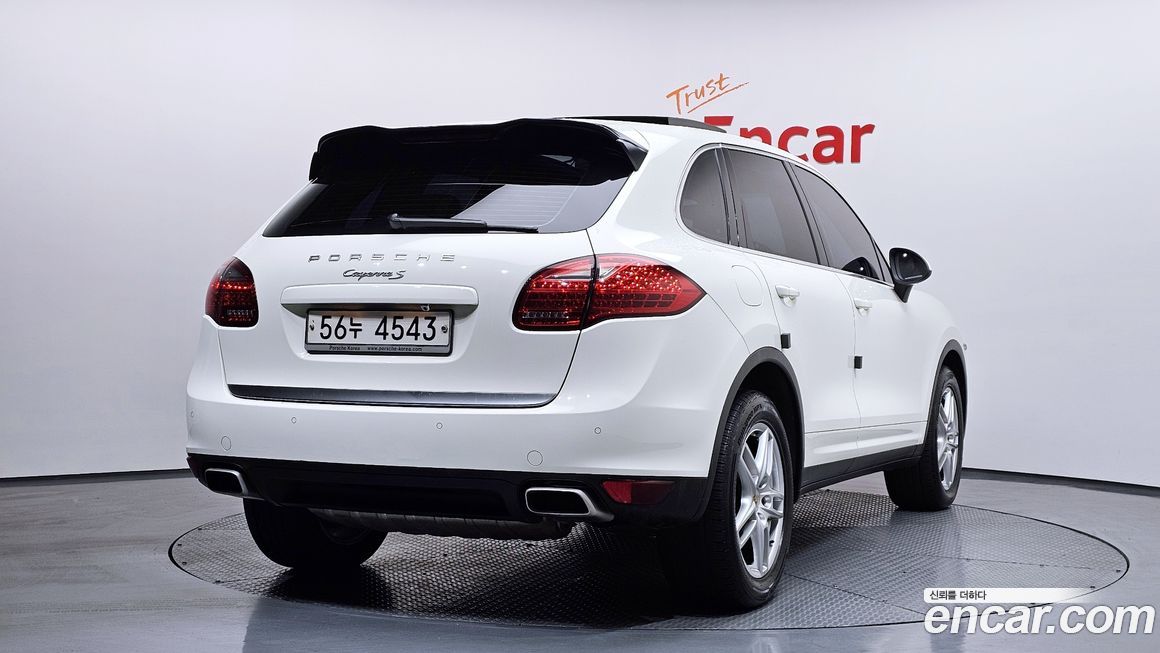 Porsche Cayenne 2011