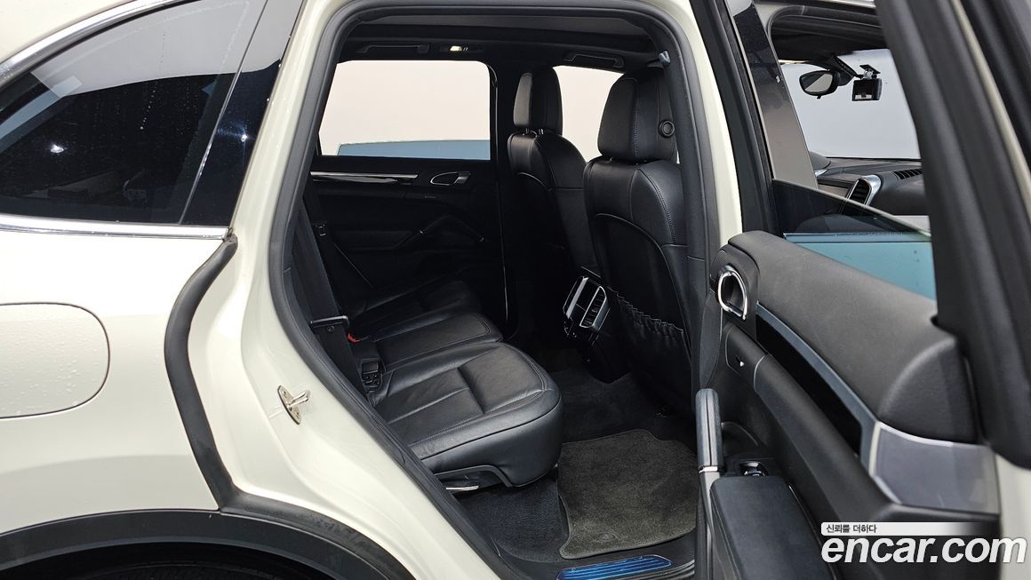 Porsche Cayenne 2011