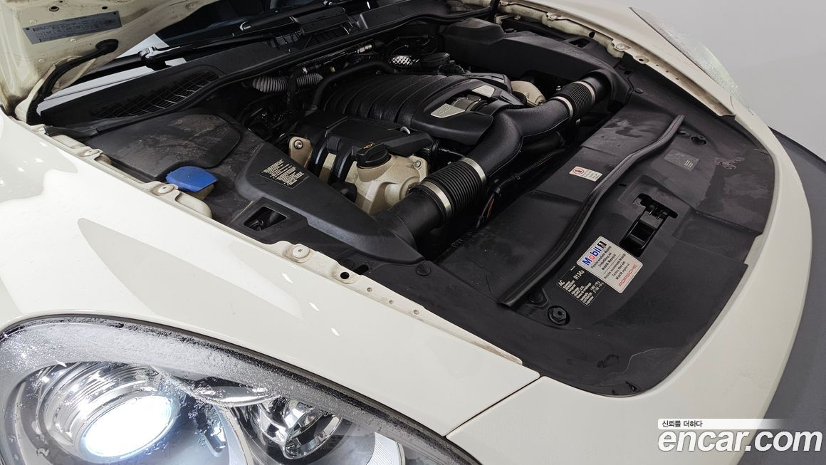 Porsche Cayenne 2011