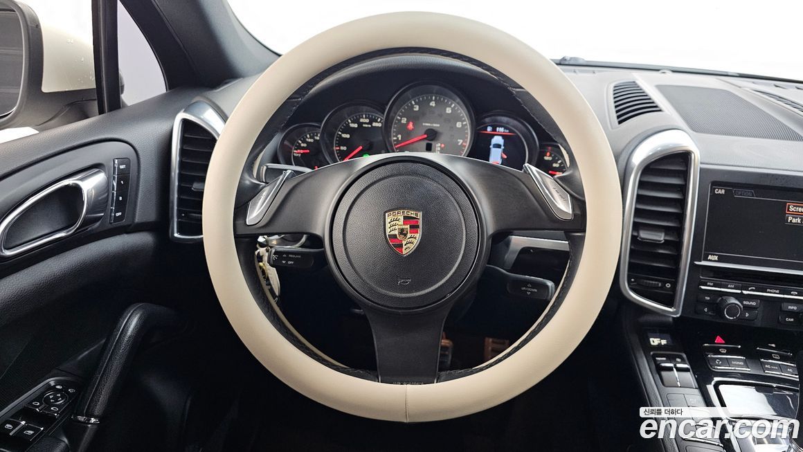 Porsche Cayenne 2011