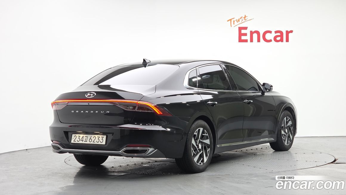 Hyundai Grandeur 2022