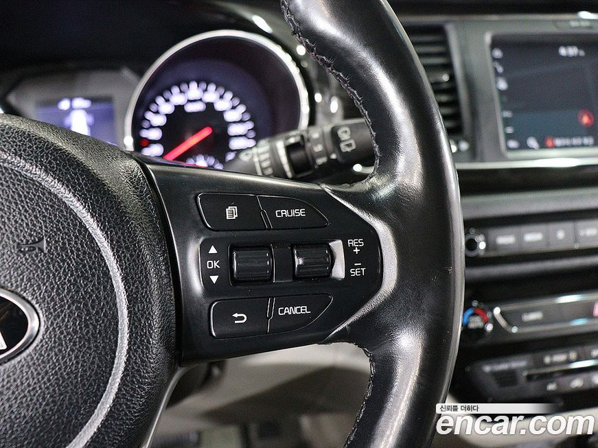 Kia Canival 2019