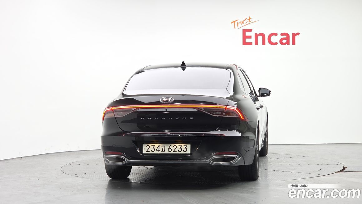 Hyundai Grandeur 2022