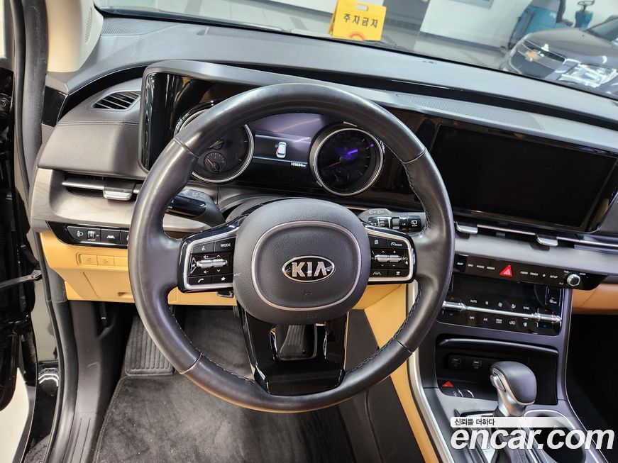 Kia Canival 2021