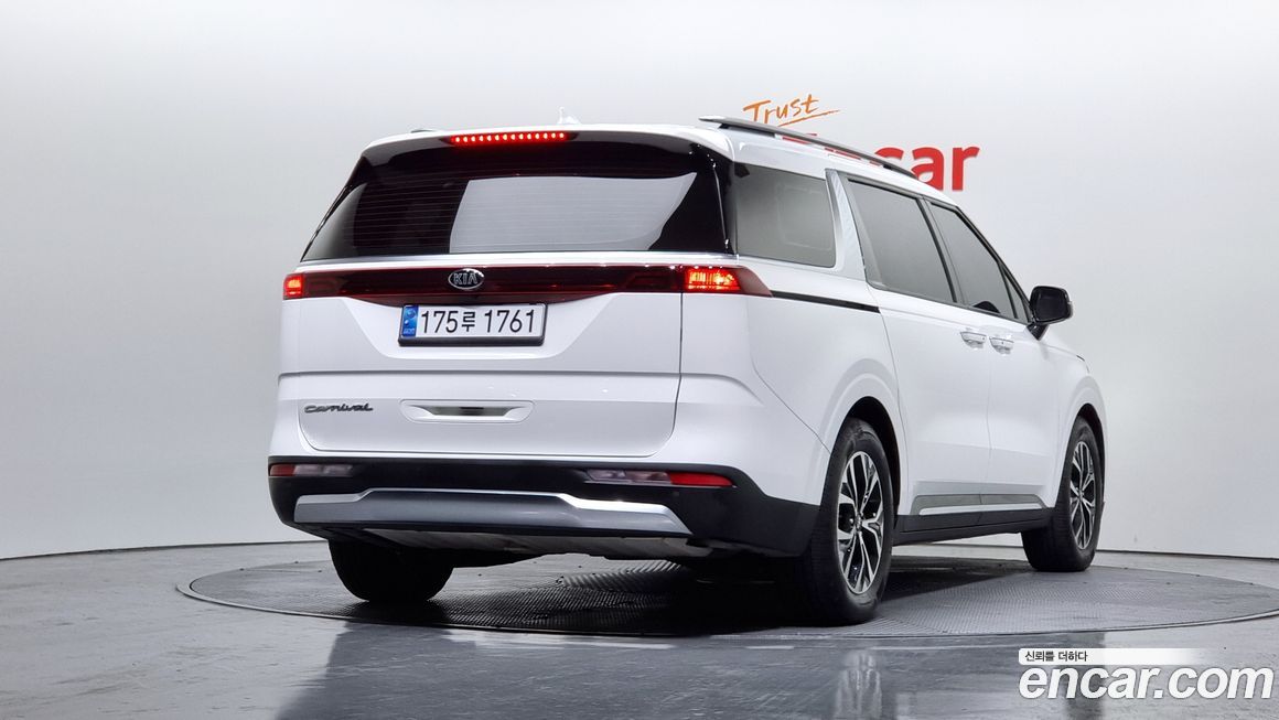 Kia Canival 2021