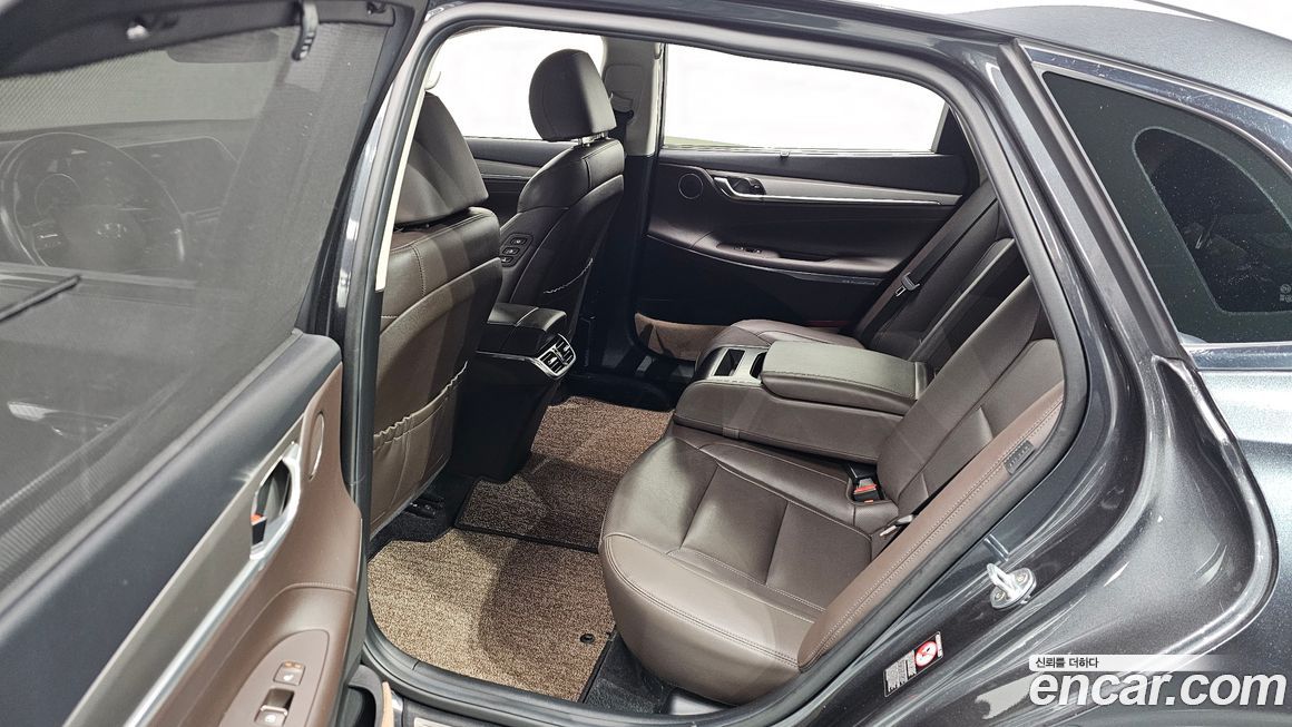 Hyundai Grandeur 2020