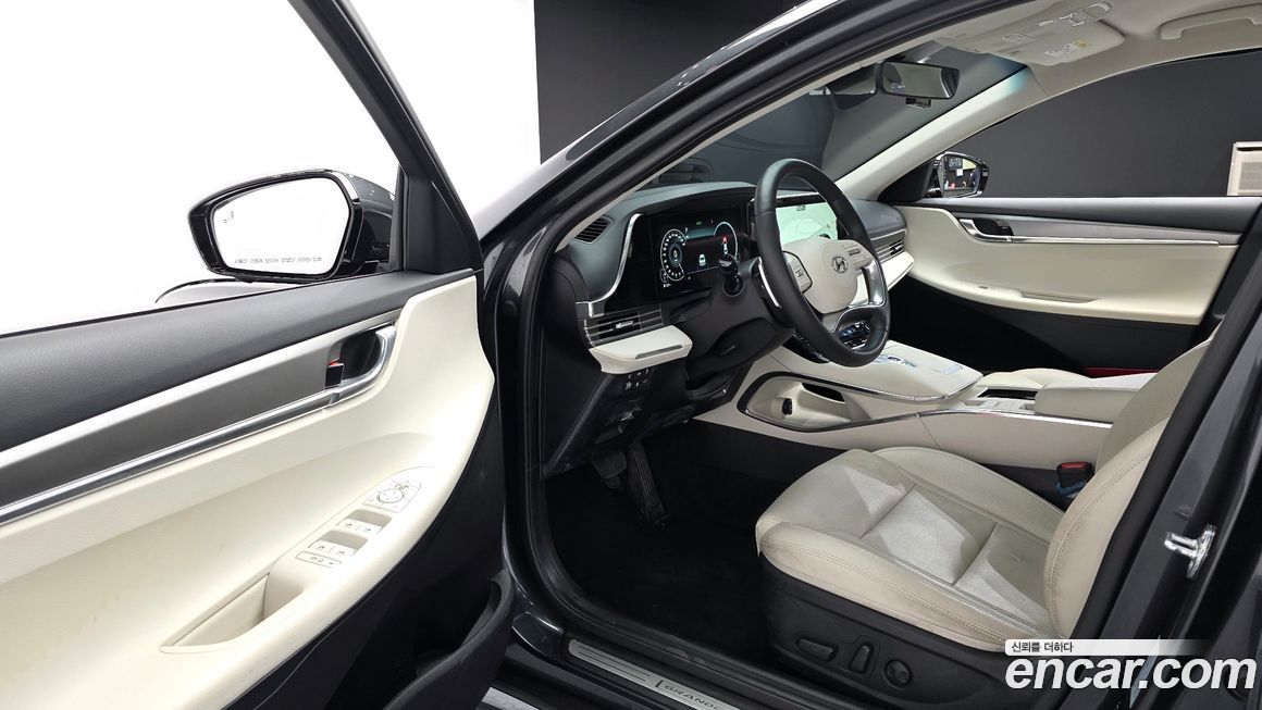 Hyundai Grandeur 2022