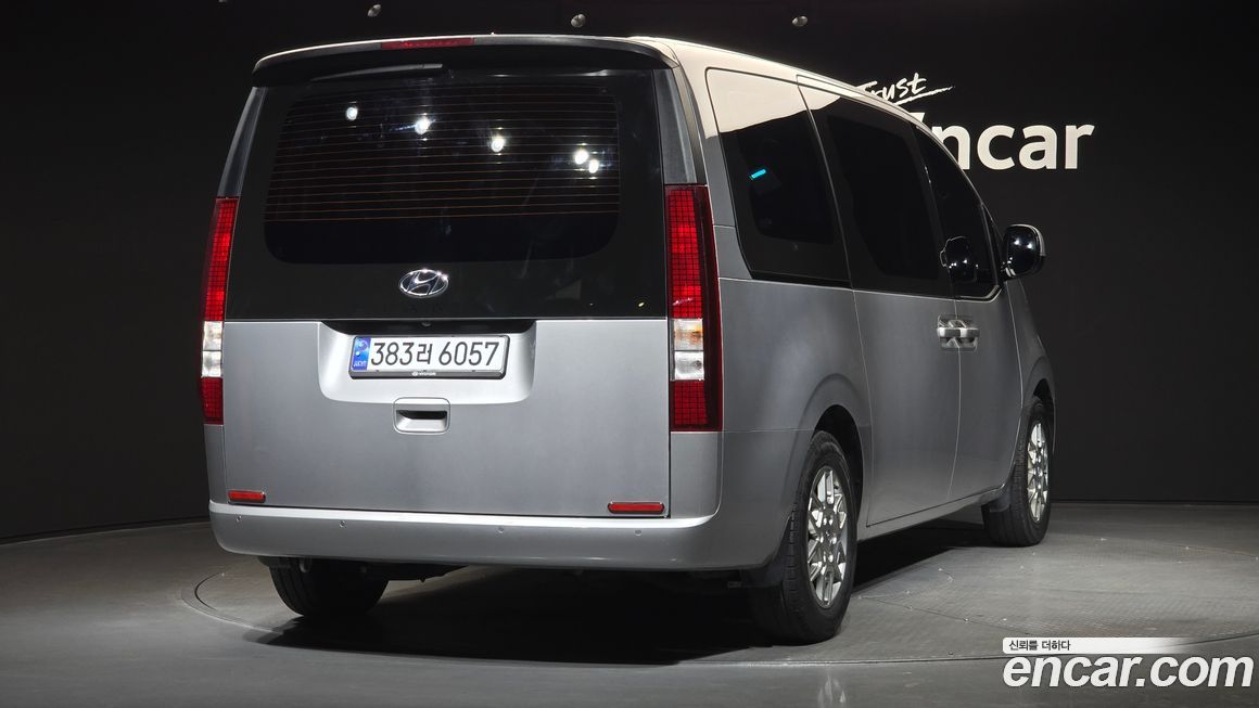 Hyundai Staria 2023