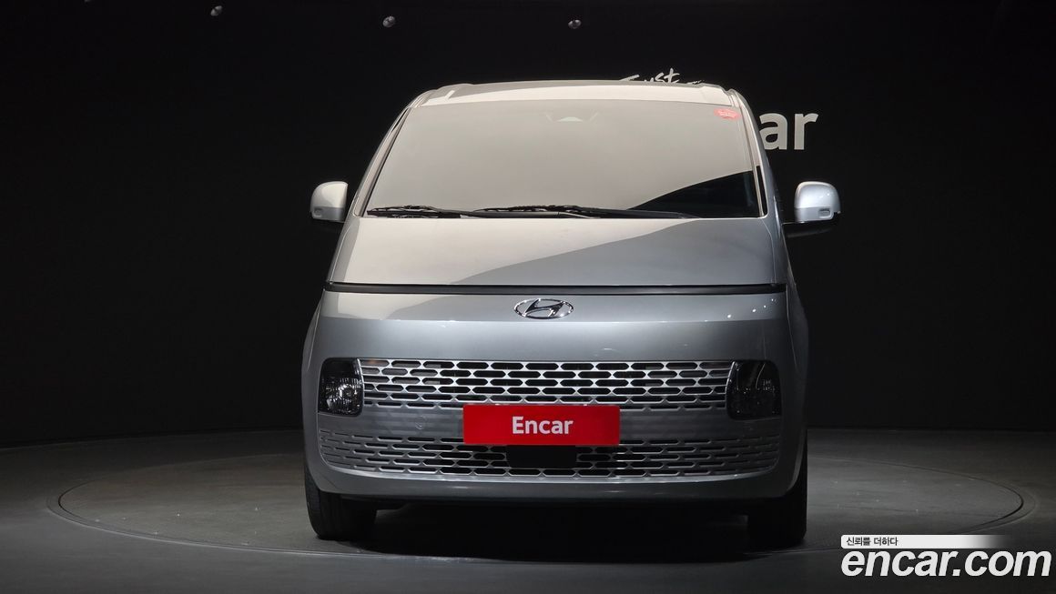 Hyundai Staria 2023