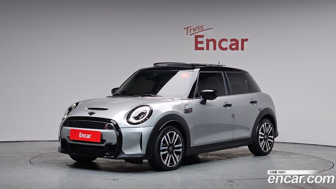 Mini Cooper 2024