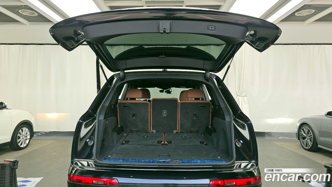 Audi Q7 2021