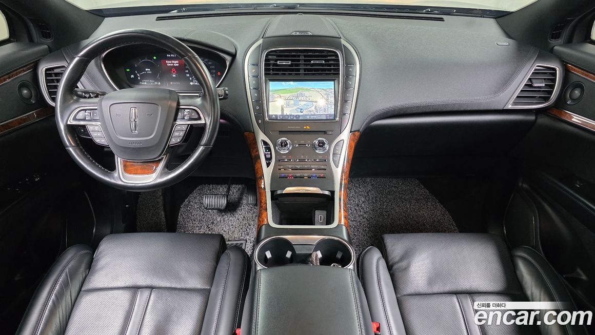 Lincoln Nautilus 2020