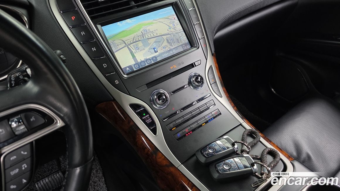 Lincoln Nautilus 2020