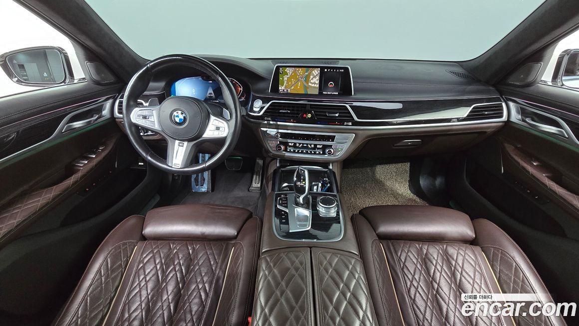 BMW 7-Series 2021