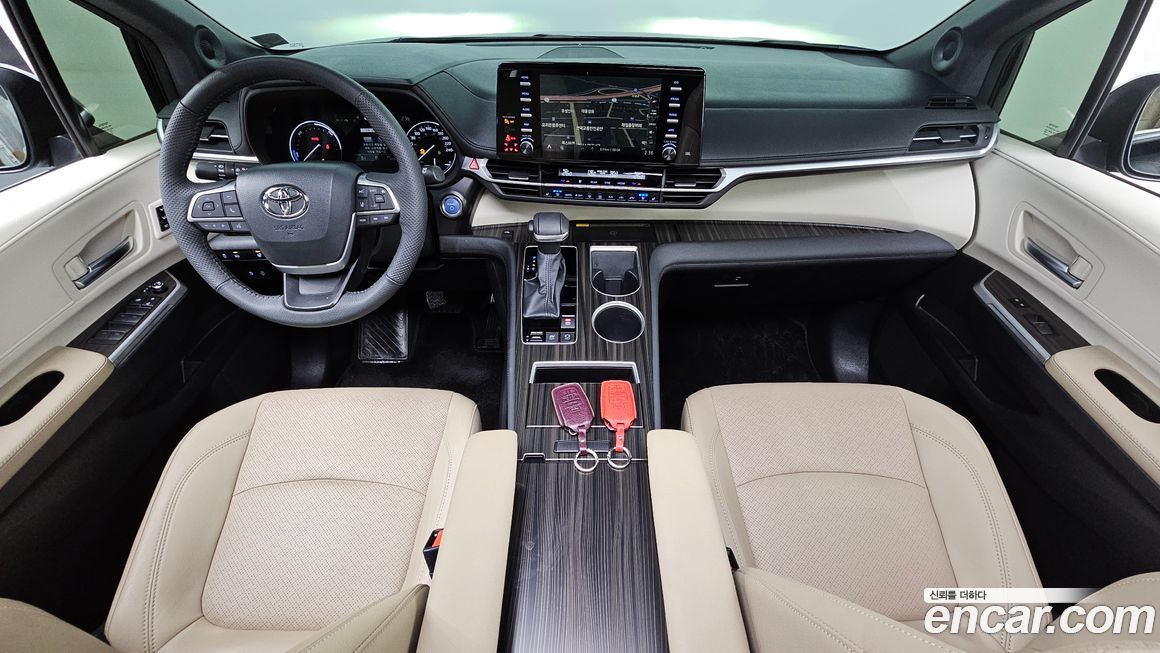 Toyota Sienna 2024