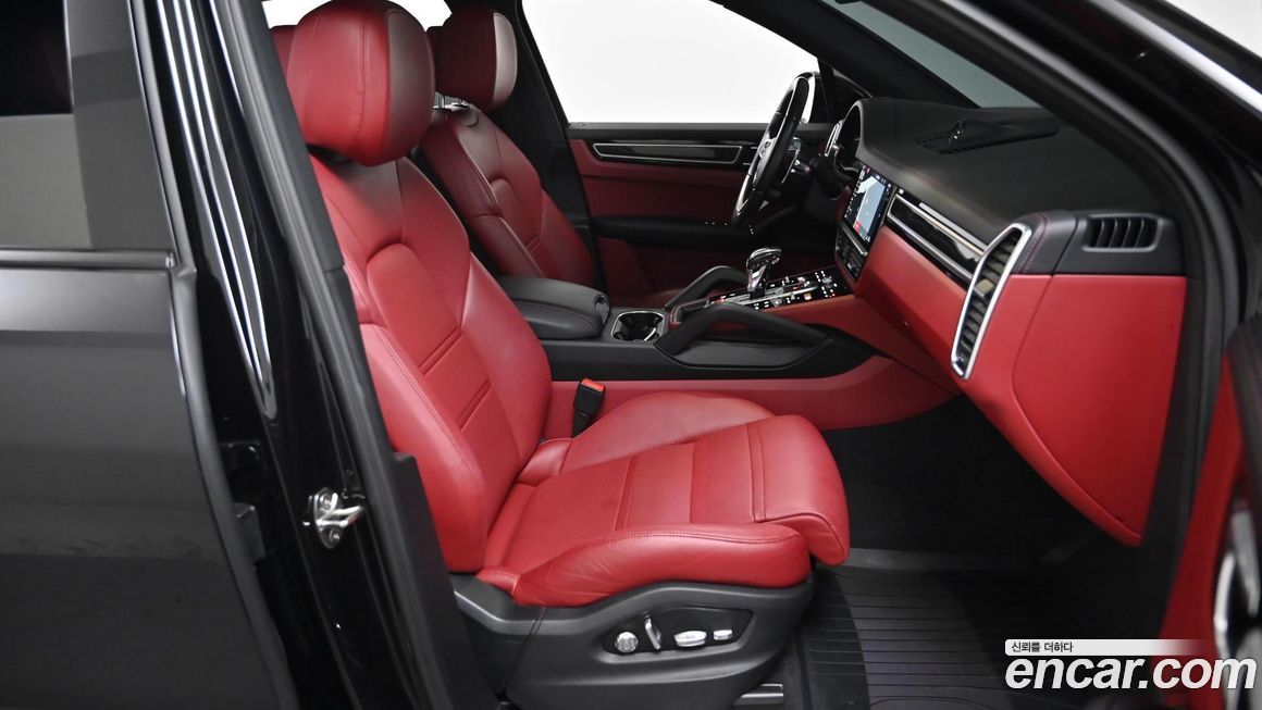 Porsche Cayenne 2020