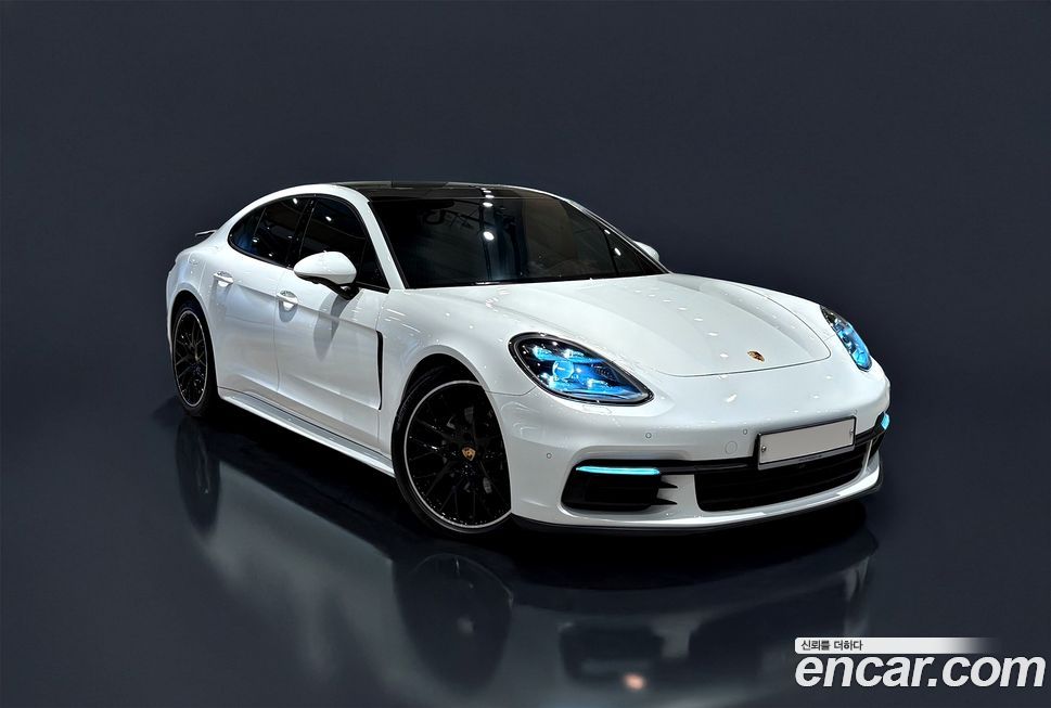 Porsche Panamera 2020