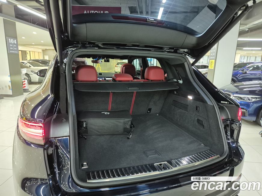 Porsche Cayenne 2023