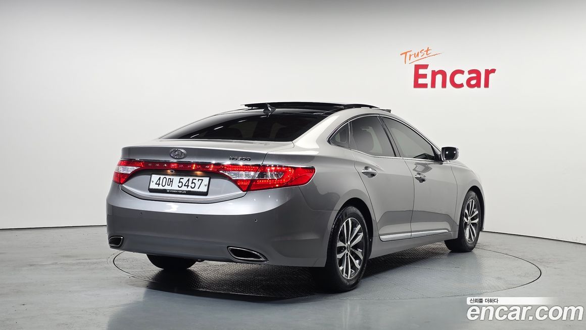 Hyundai Grandeur 2012