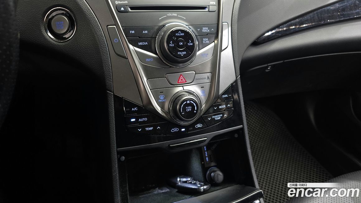 Hyundai Grandeur 2012