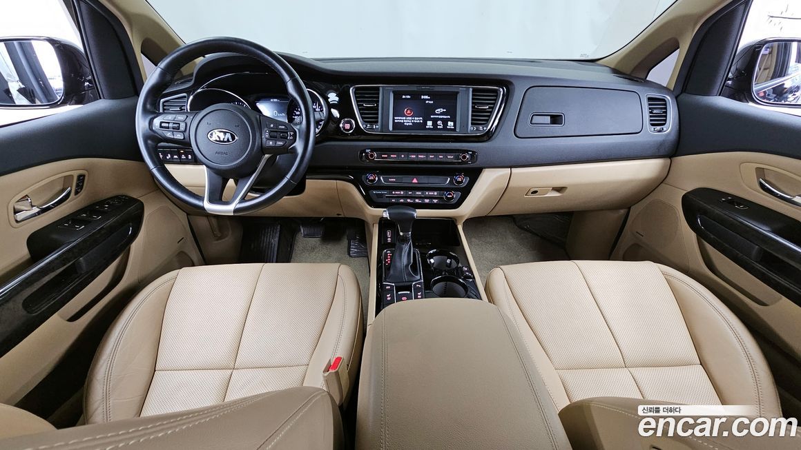 Kia Canival 2019