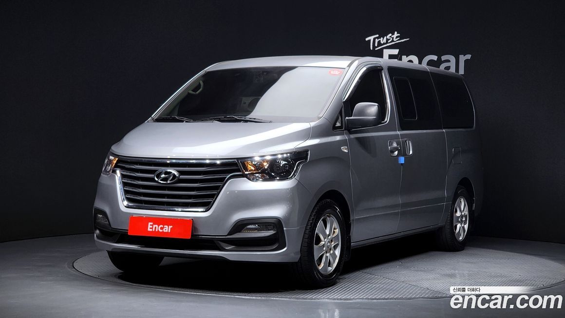 Hyundai Starex 2019