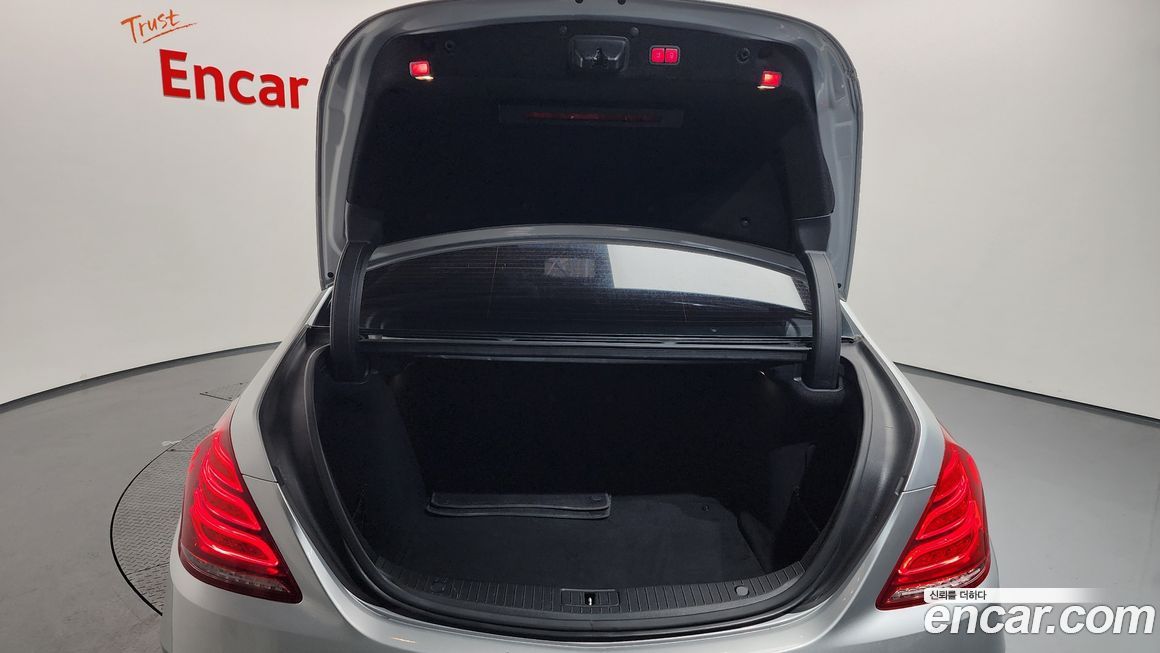 Mercedes-Benz S-Class 2015