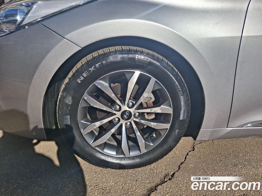 Hyundai Grandeur 2012