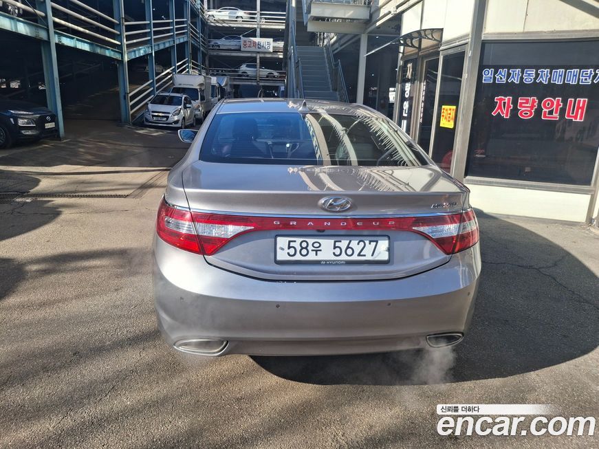 Hyundai Grandeur 2012