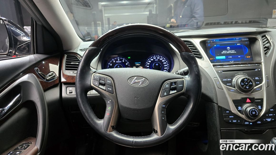 Hyundai Grandeur 2014