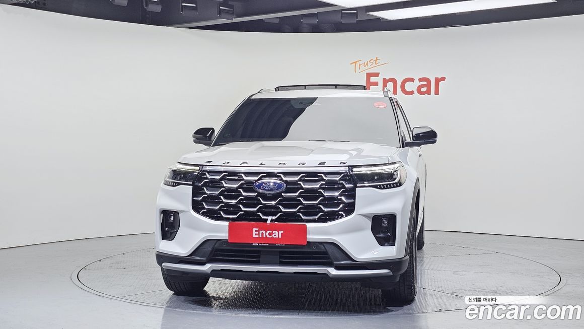 Ford Explorer 2025