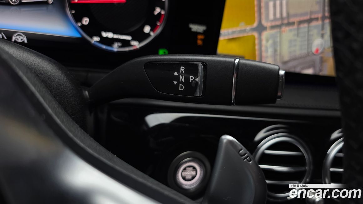 Mercedes-Benz S-Class 2020