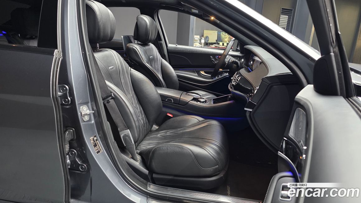 Mercedes-Benz S-Class 2020