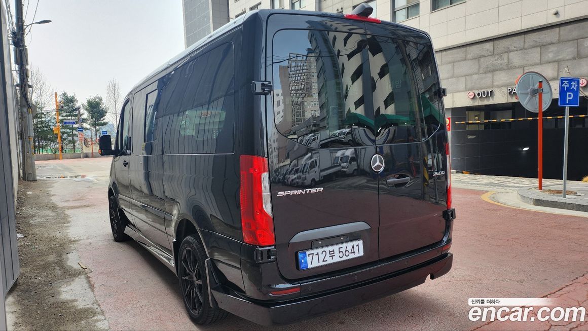 Mercedes-Benz Sprinter 2021
